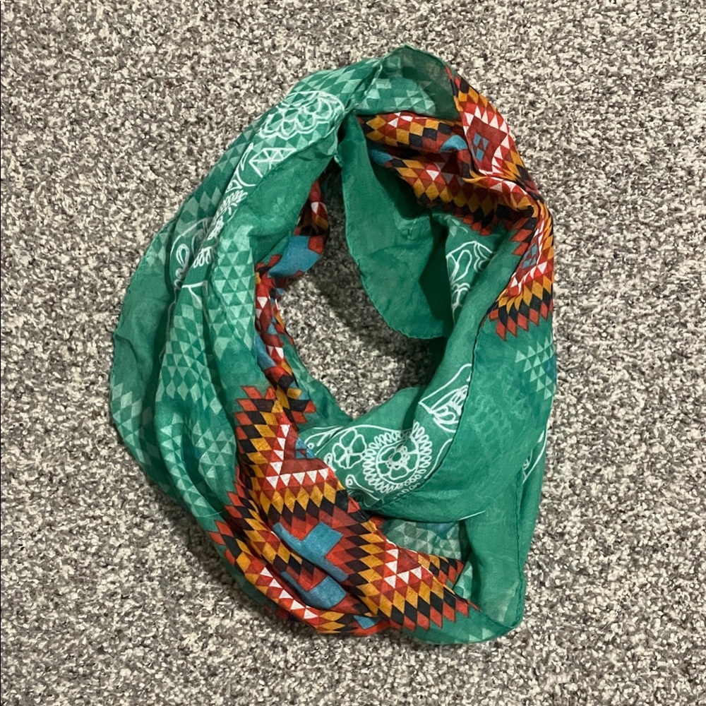 Colorful Skull Patterned Infinity Scarf